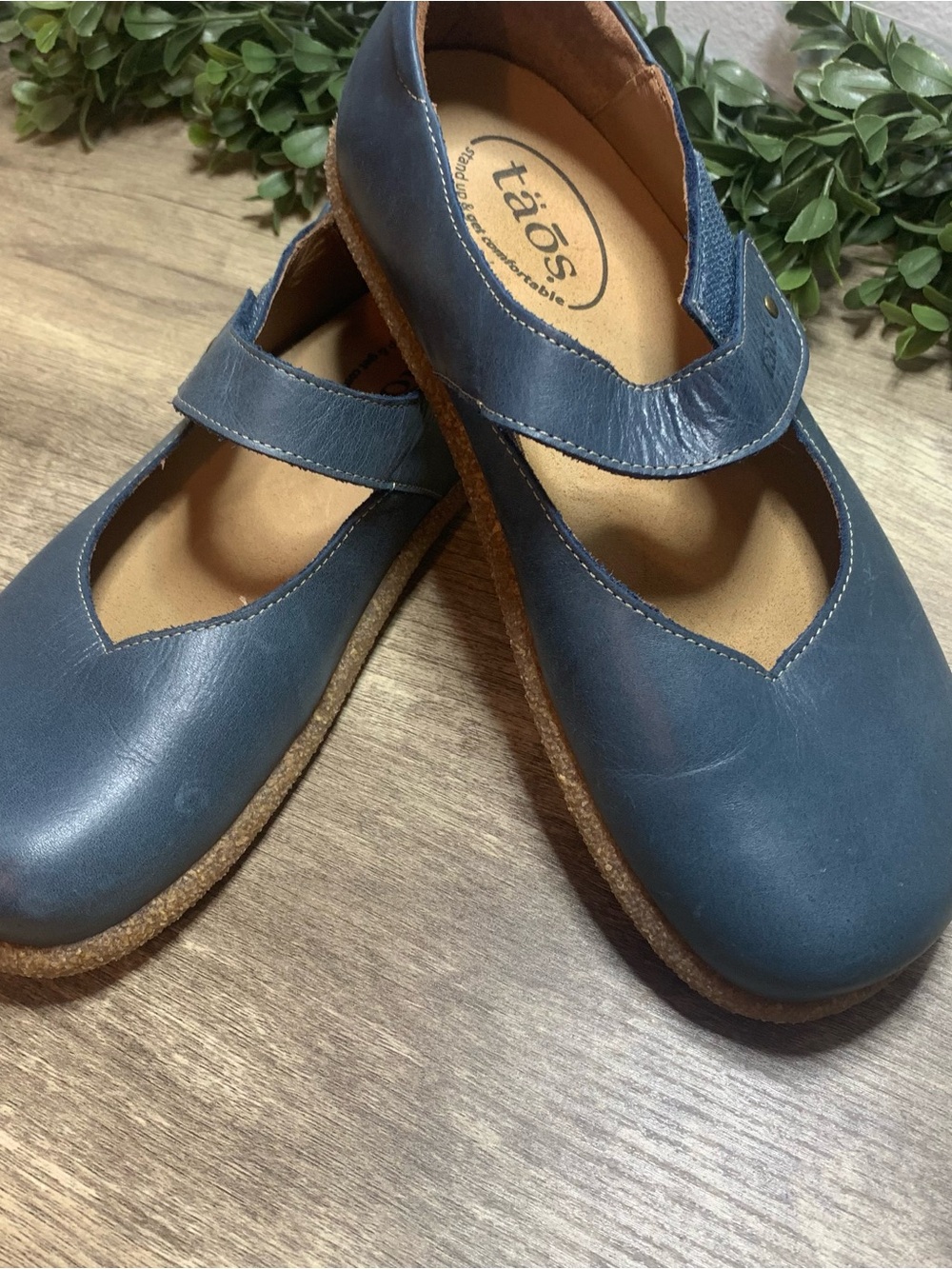 Taos Petrol Blue Mary Jane Shoes Cork Sole Ladies Sz 8-8.5 Flats - Picture 4 of 8